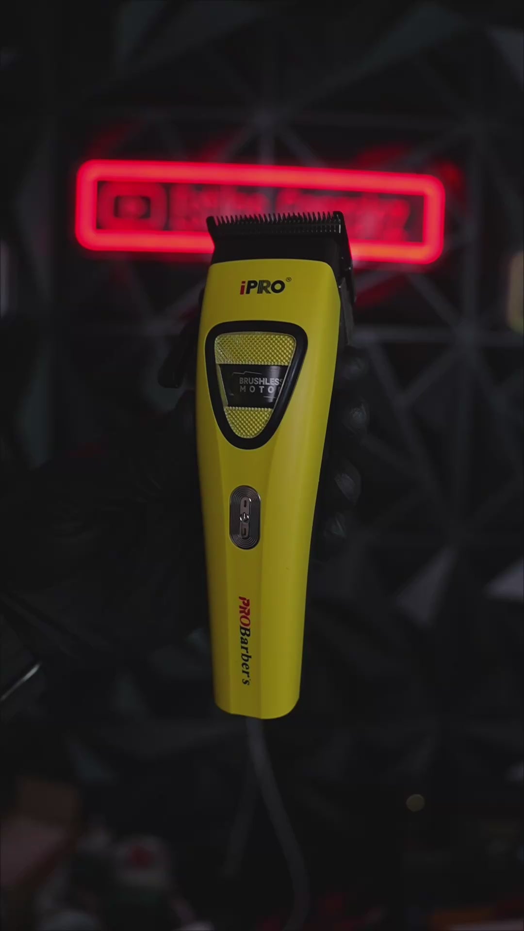IPRO PROBarber’s S8167 Professional Hair Clipper – 7500 RPM | USB-C | 2500mAh